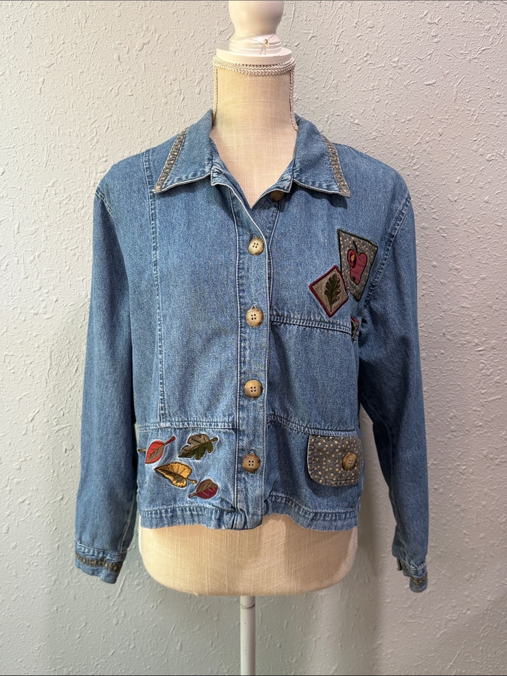 Christopher & Banks Embroidered Denim Jacket Size Medium